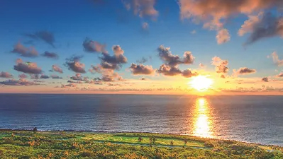 關山夕照